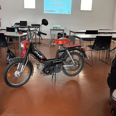 Local, Training Room, Seminars, Meetings, Courses, Formation *